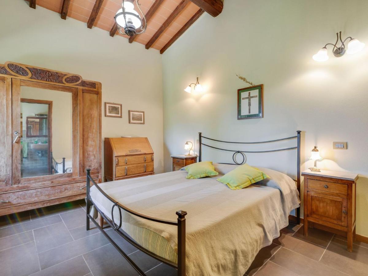 Tranquil Farmhouse in Terranova Bracciolini near Nightlife Penna Esterno foto