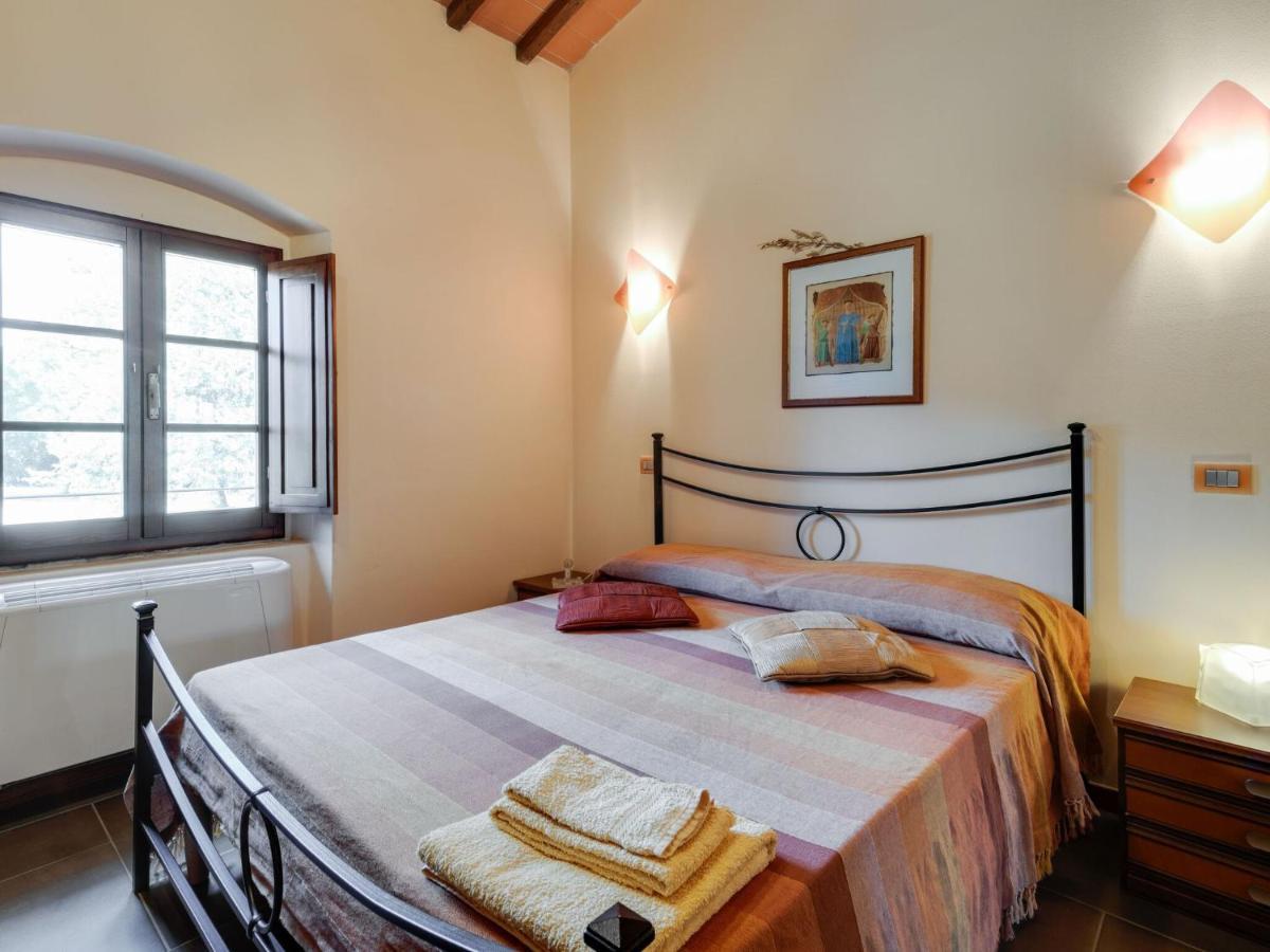 Tranquil Farmhouse in Terranova Bracciolini near Nightlife Penna Esterno foto